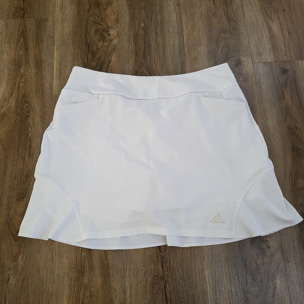 ADIDAS Women’s Golf Skort Size Large White Tennis Pickleball Athletic Sporty